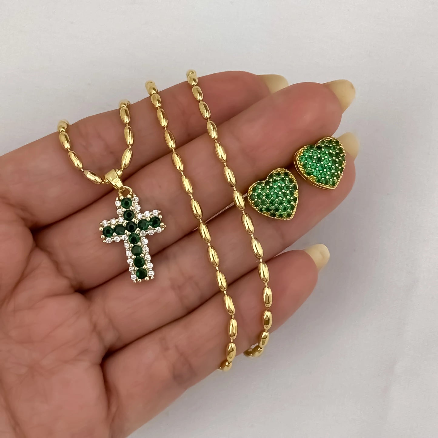 LUMARA™ Kit - Cadena + Aretes Oro laminado.